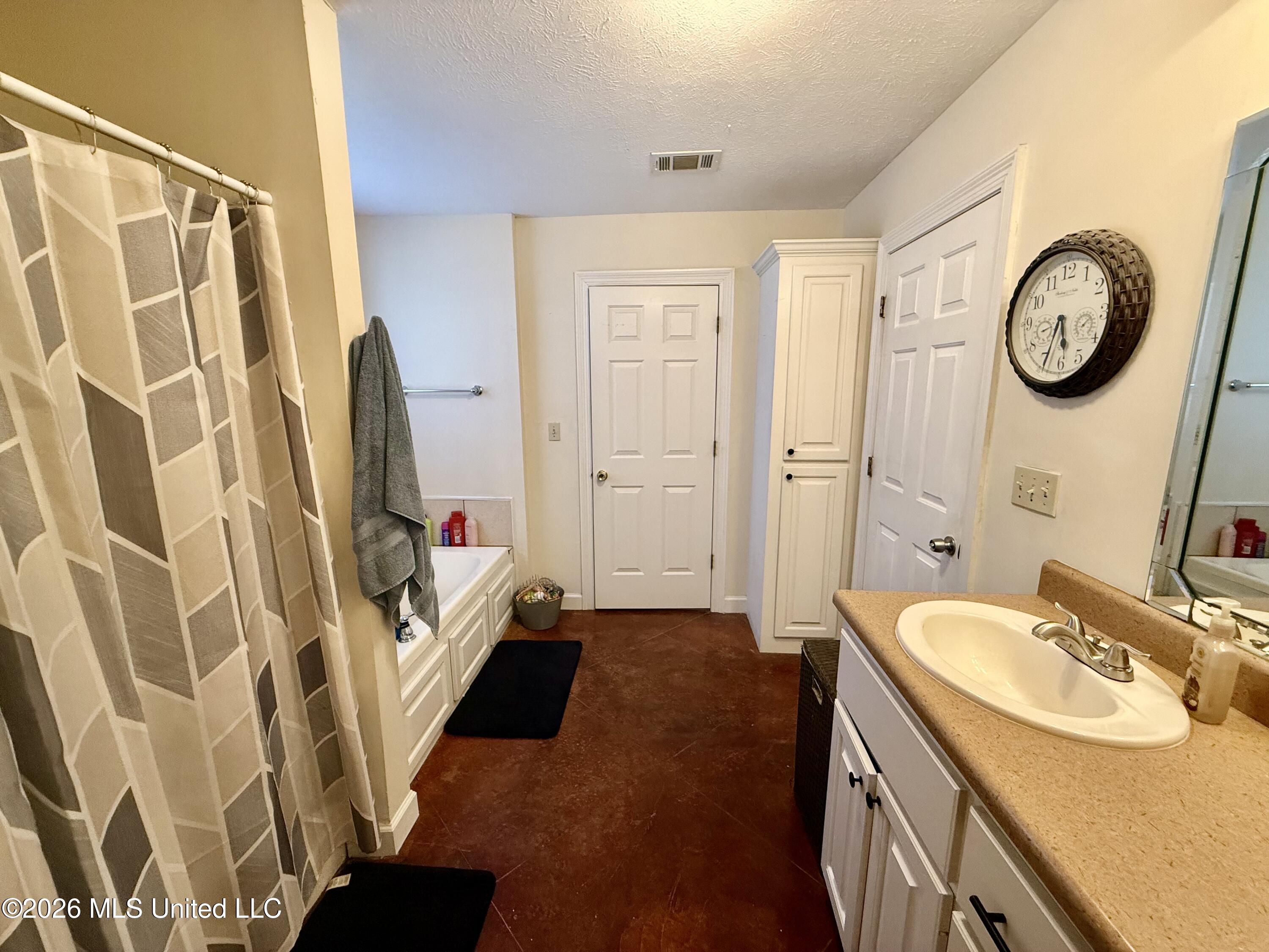 228 McGuire Road Magee, MS 39111 - Photo 32 of 38 IMG_2570