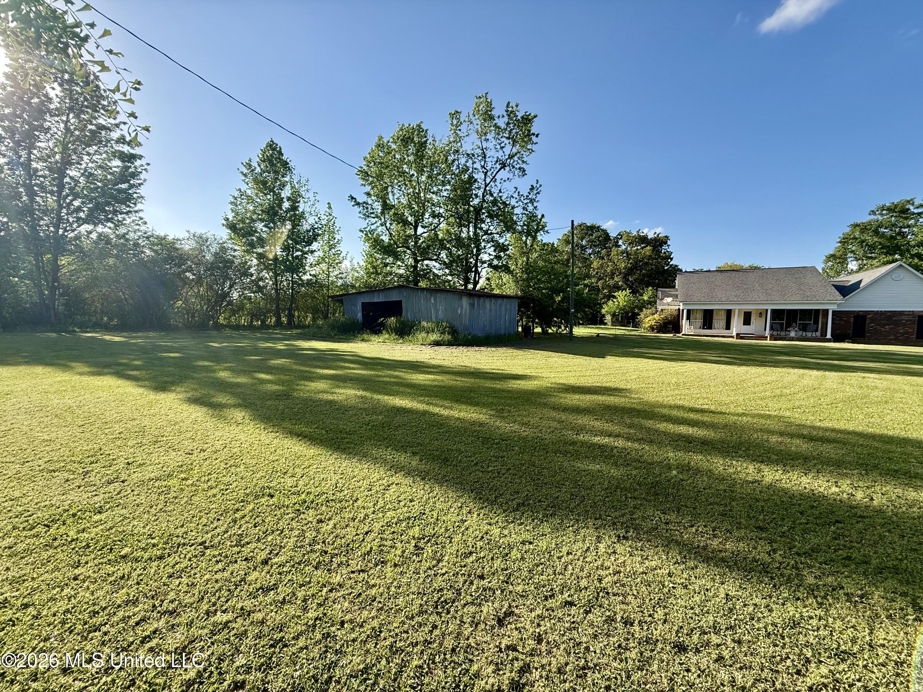 228 McGuire Road Magee, MS 39111 - Photo 4 of 38 IMG_2606