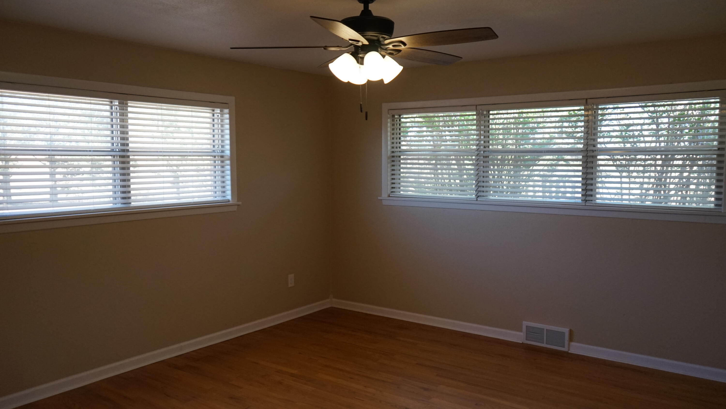 410 County Road 199 Springlake, TX 79082 - Photo 7 of 40 8
