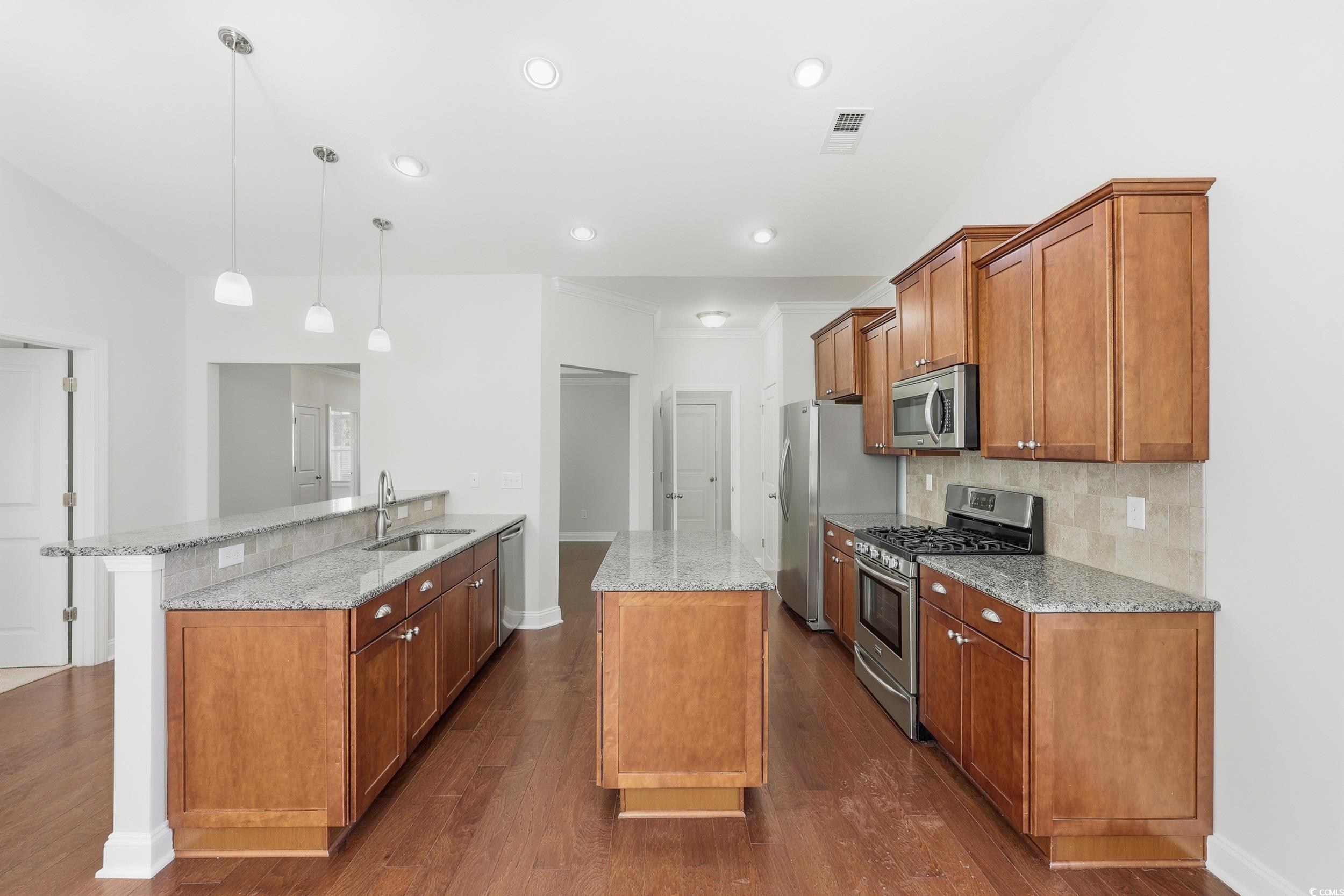 122 Parmelee Drive, Unit A Murrells Inlet, SC 29576 - Photo 11 of 38