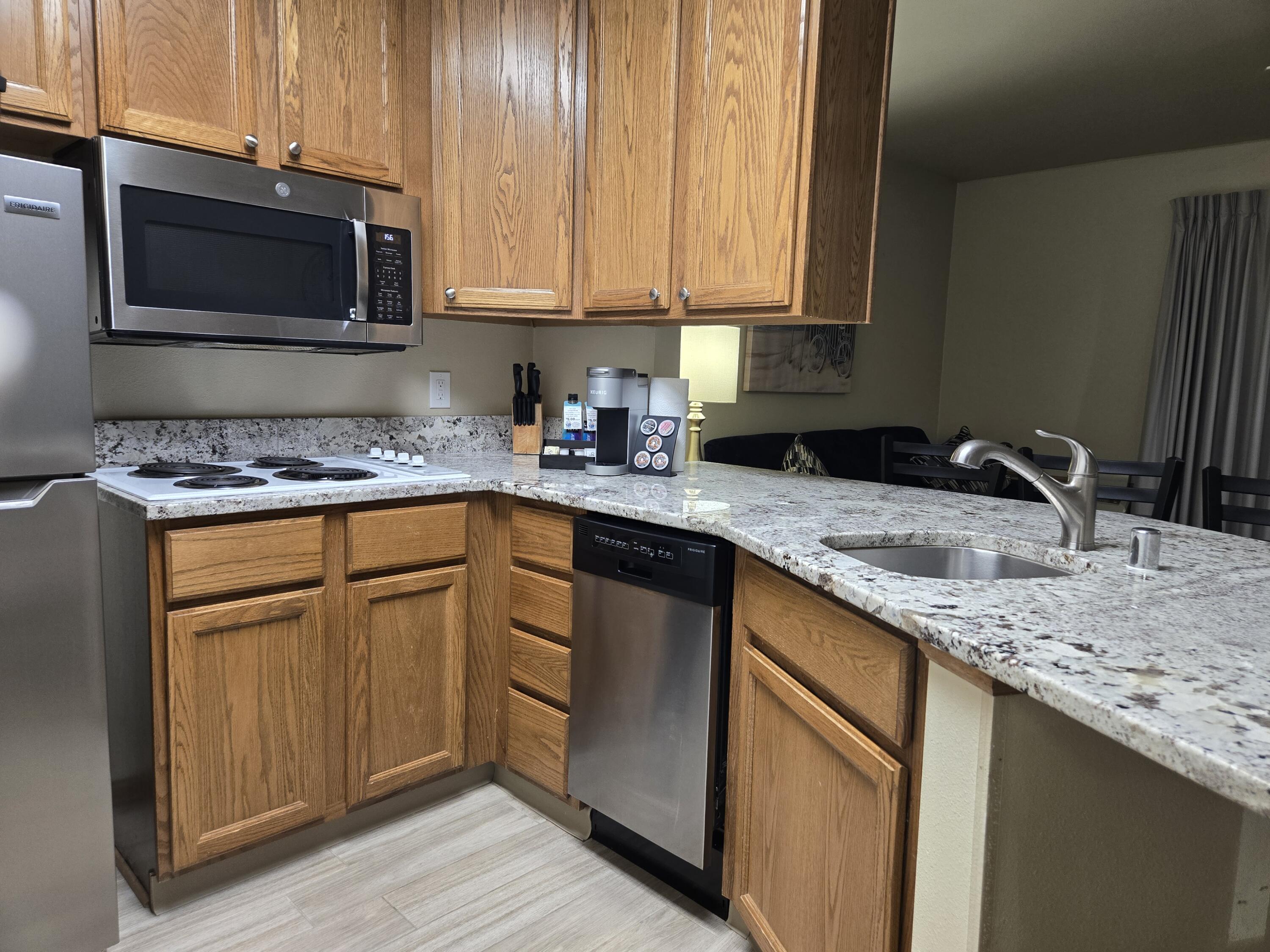 111 Center Street, Unit 237 Lake Geneva, WI 53147 - Photo 11 of 45 All Appliances Included