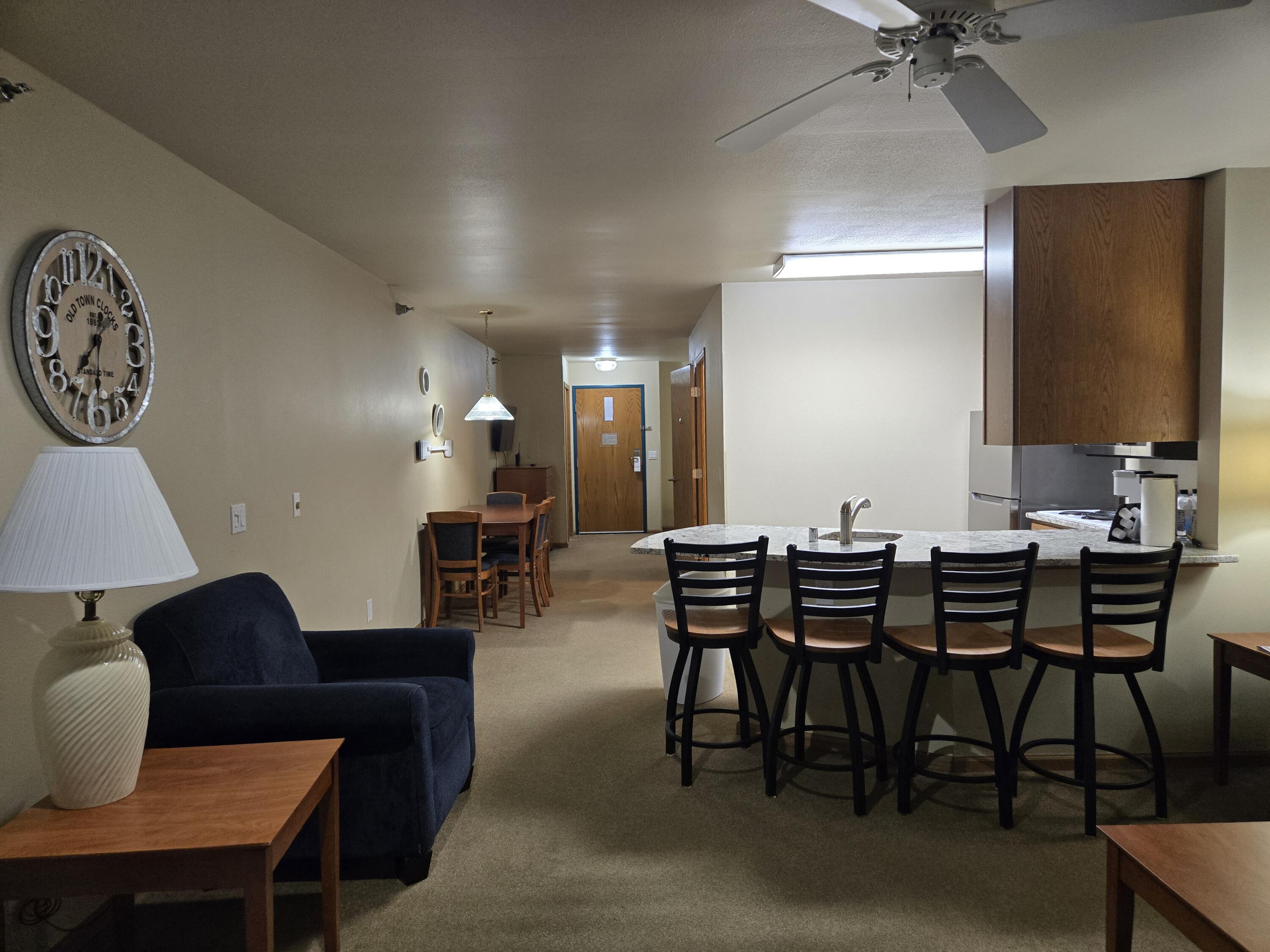 111 Center Street, Unit 237 Lake Geneva, WI 53147 - Photo 7 of 45 Furnished, Everything Included