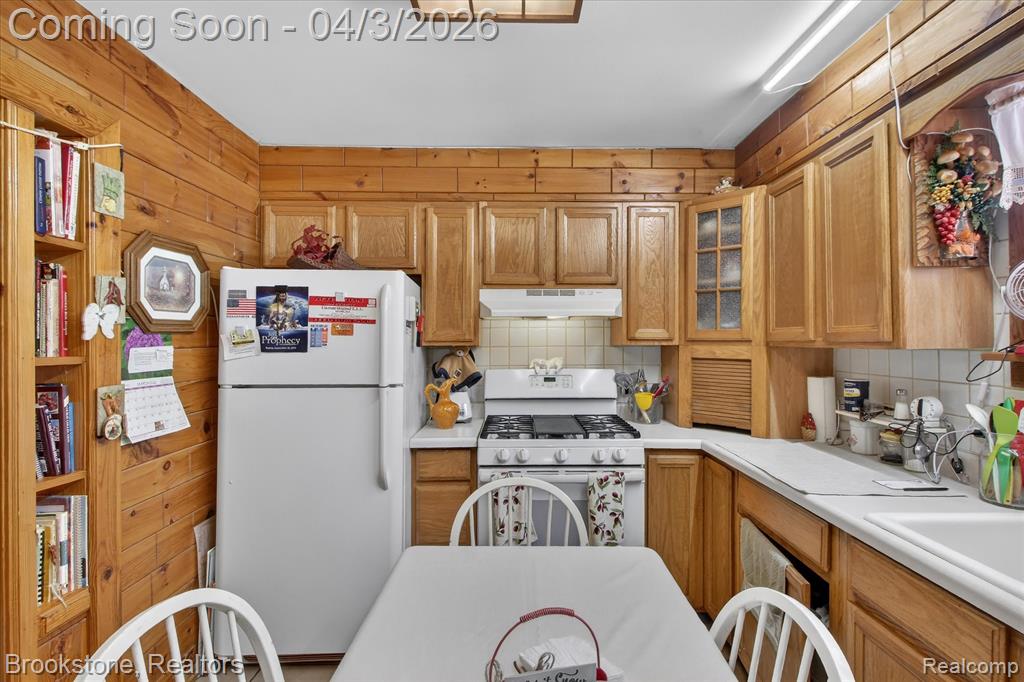 4163 Hanson Road Lewiston, MI 49756 - Photo 17 of 42