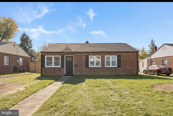 $299,000 | 215 Sykes Road, New Castle, DE 19720
