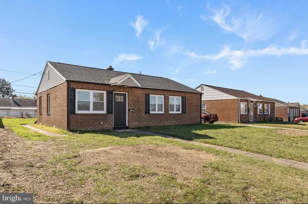 $299,000 | 215 Sykes Road, New Castle, DE 19720
