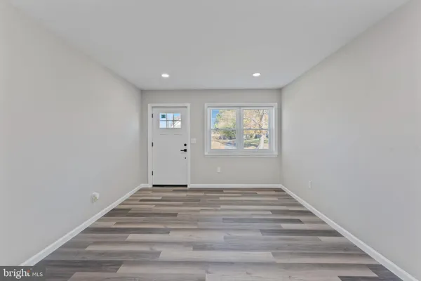 $299,000 | 215 Sykes Road, New Castle, DE 19720