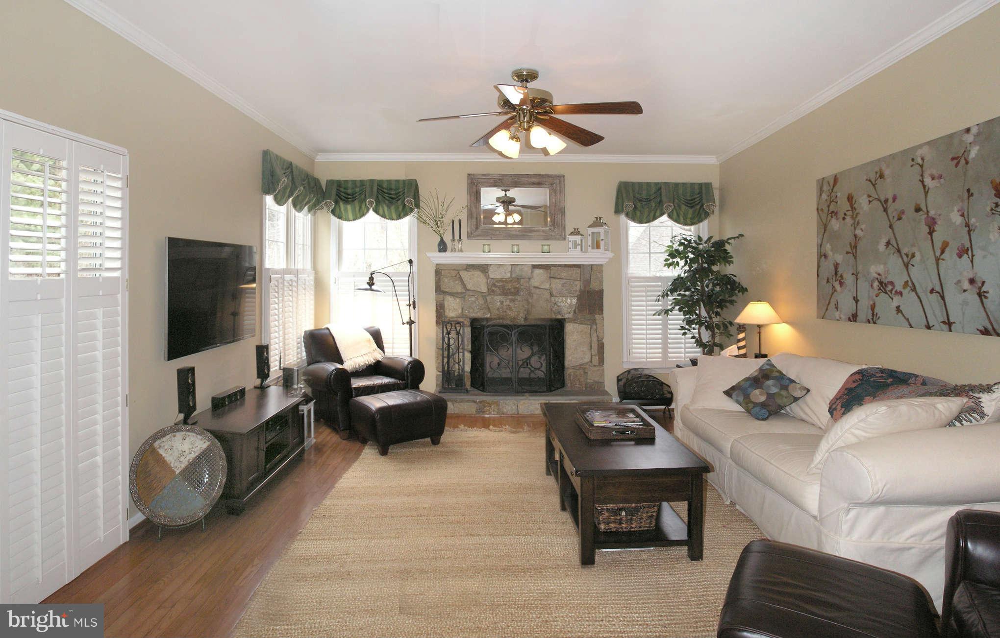 11414 Night Star Way Reston, VA 20194 - Photo 11 of 30 Family Room