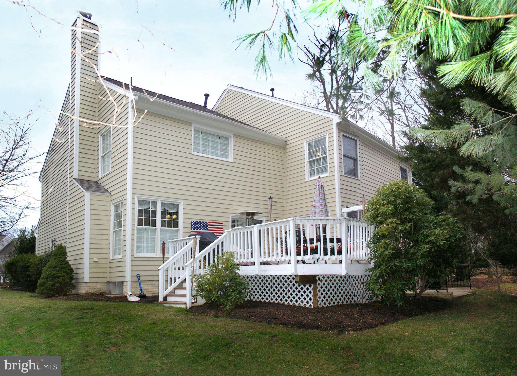 11414 Night Star Way Reston, VA 20194 - Photo 14 of 30 Exterior (Rear)