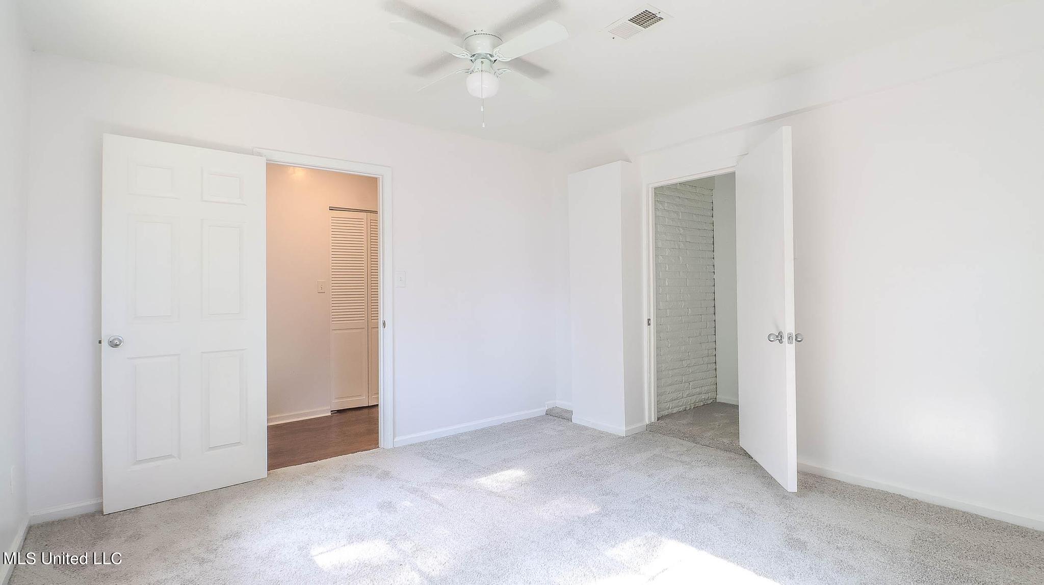 911 Lindh Road Gulfport, MS 39507 - Photo 12 of 23 911 Lindh-26012