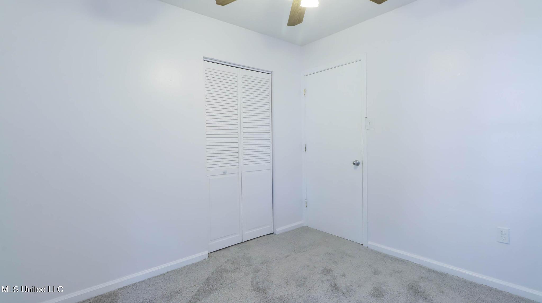 911 Lindh Road Gulfport, MS 39507 - Photo 14 of 23 911 Lindh-26015