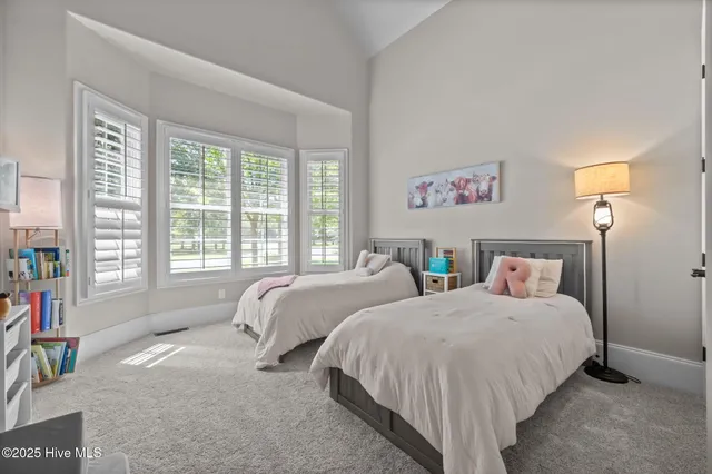 $899,900 | 125 Falling Water Way, Wallace, NC 28466