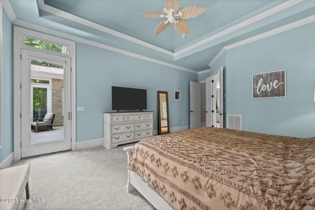 $899,900 | 125 Falling Water Way, Wallace, NC 28466