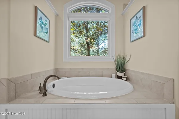 $899,900 | 125 Falling Water Way, Wallace, NC 28466