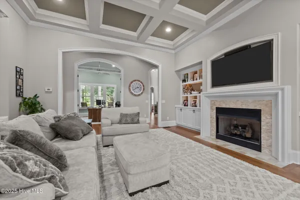 $899,900 | 125 Falling Water Way, Wallace, NC 28466