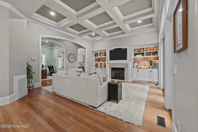 $899,900 | 125 Falling Water Way, Wallace, NC 28466