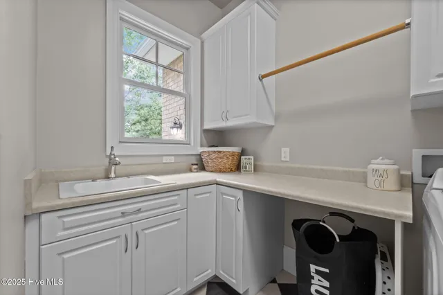 $899,900 | 125 Falling Water Way, Wallace, NC 28466