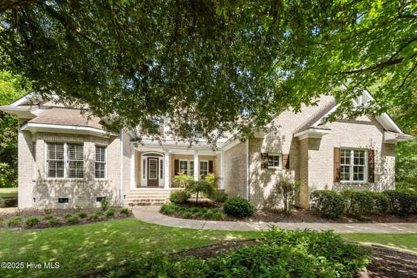 $899,900 | 125 Falling Water Way, Wallace, NC 28466