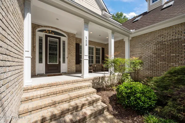 $899,900 | 125 Falling Water Way, Wallace, NC 28466