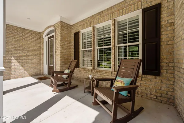 $899,900 | 125 Falling Water Way, Wallace, NC 28466