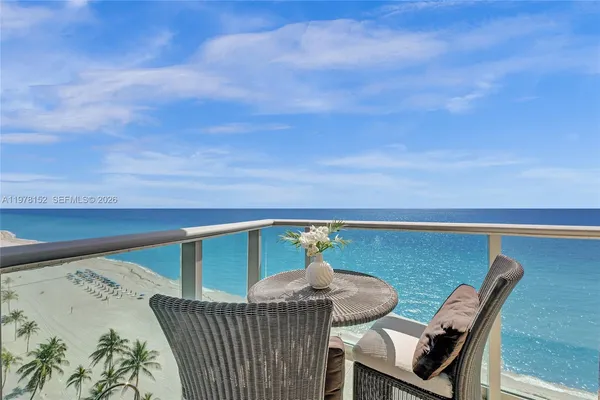 $4,650 | 2501 South Ocean Drive, Unit 1510, Hollywood, FL 33019
