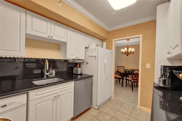 $4,650 | 2501 South Ocean Drive, Unit 1510, Hollywood, FL 33019