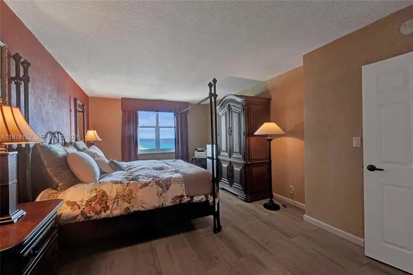 $4,650 | 2501 South Ocean Drive, Unit 1510, Hollywood, FL 33019