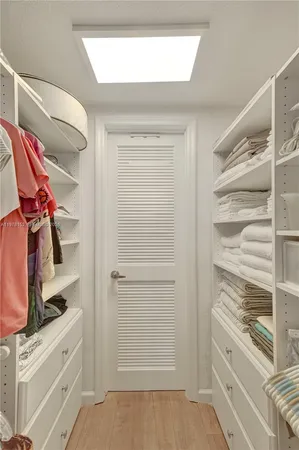 $4,650 | 2501 South Ocean Drive, Unit 1510, Hollywood, FL 33019