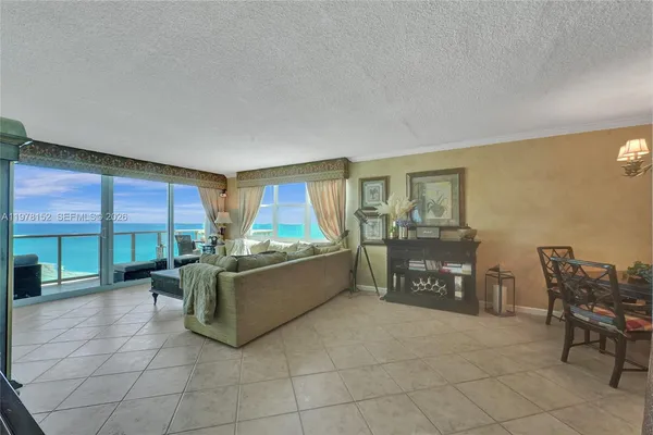 $4,650 | 2501 South Ocean Drive, Unit 1510, Hollywood, FL 33019