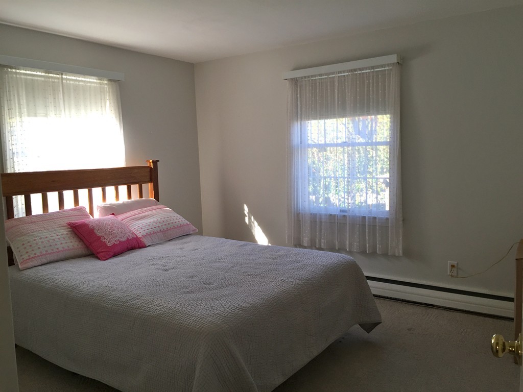 22 Reed Street Marblehead, MA 01945 - Photo 9 of 19 Gallery Image 9
