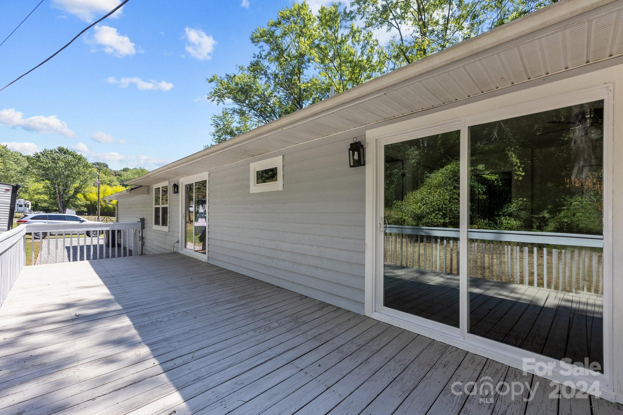 73 Rutherford Road Candler, NC 28715 - Photo 31 of 40 Gallery Image 31