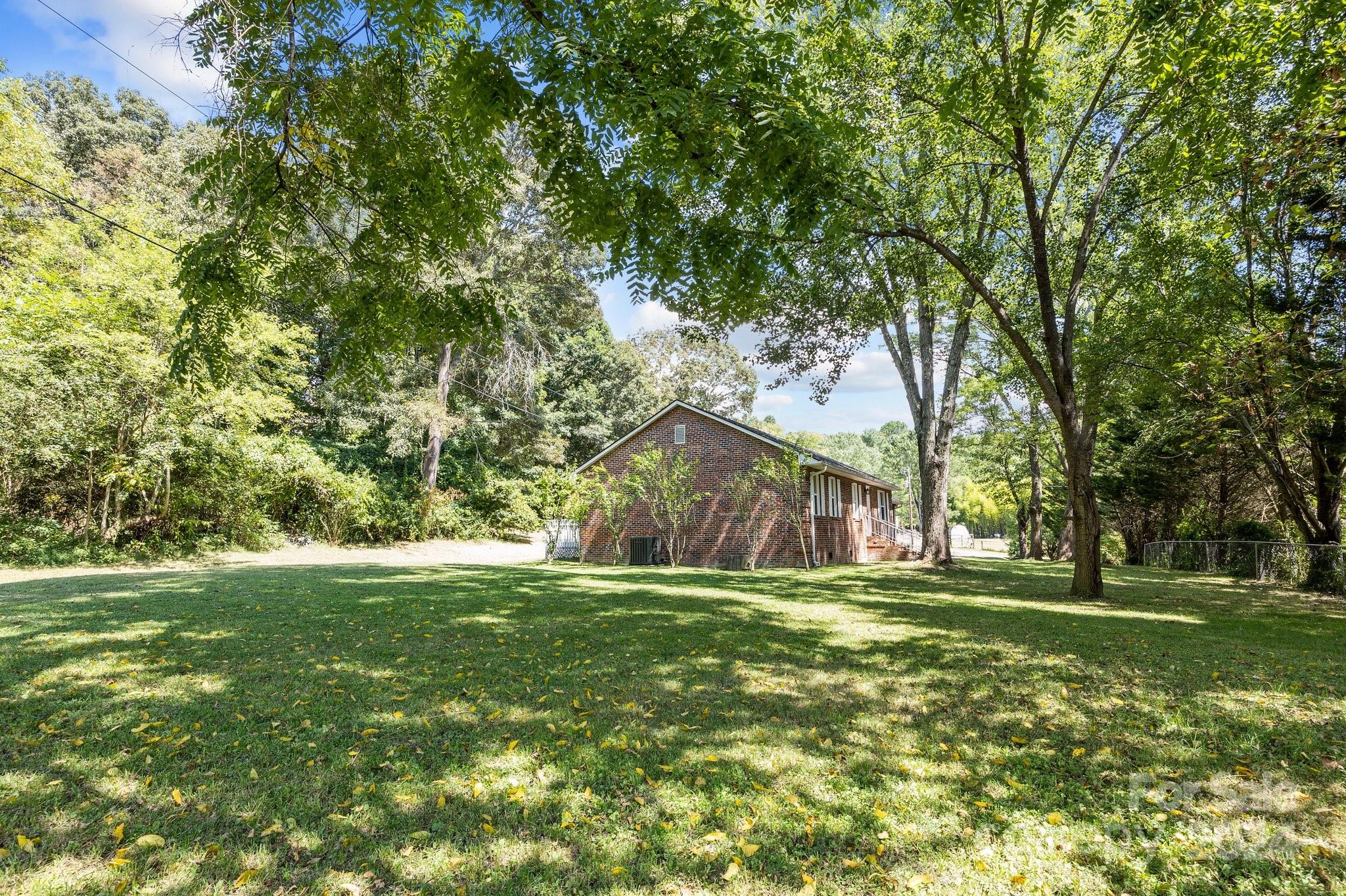 73 Rutherford Road Candler, NC 28715 - Photo 35 of 40 Gallery Image 35