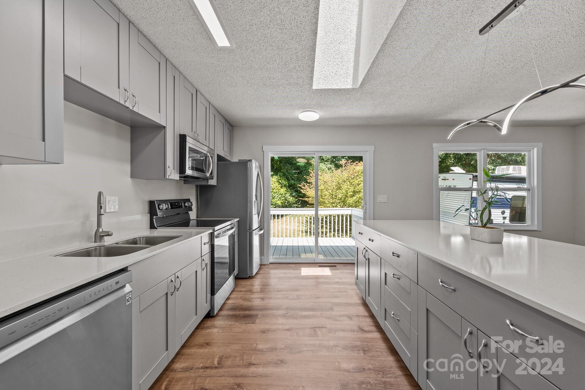73 Rutherford Road Candler, NC 28715 - Photo 7 of 40 Gallery Image 7