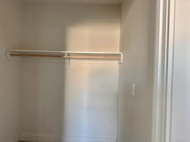 $3,095 | 362 West Merrick Road, Unit 206, Valley Stream, NY 11580