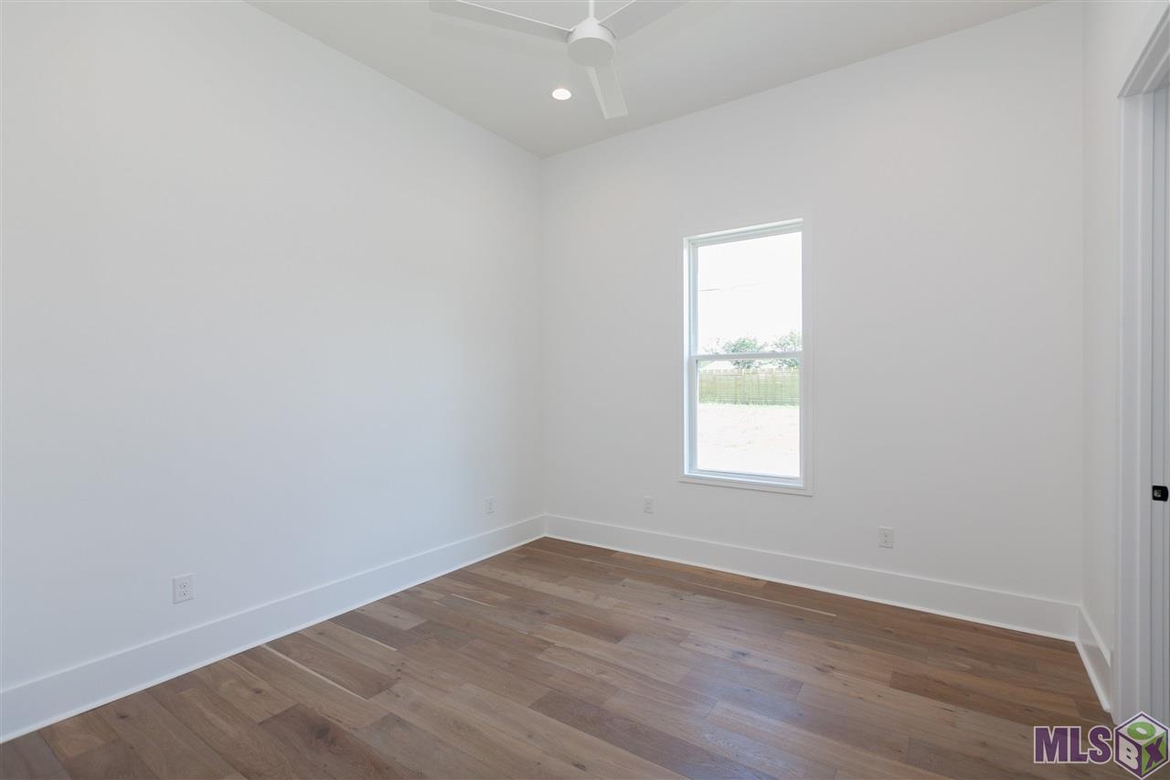 10147 Clarks Ferry Baton Rouge, LA 70817 - Photo 23 of 39 Gallery Image 23