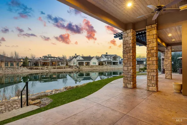 $1,930,000 | 1658 East Crowne Pointe Drive, Eagle, ID 83616