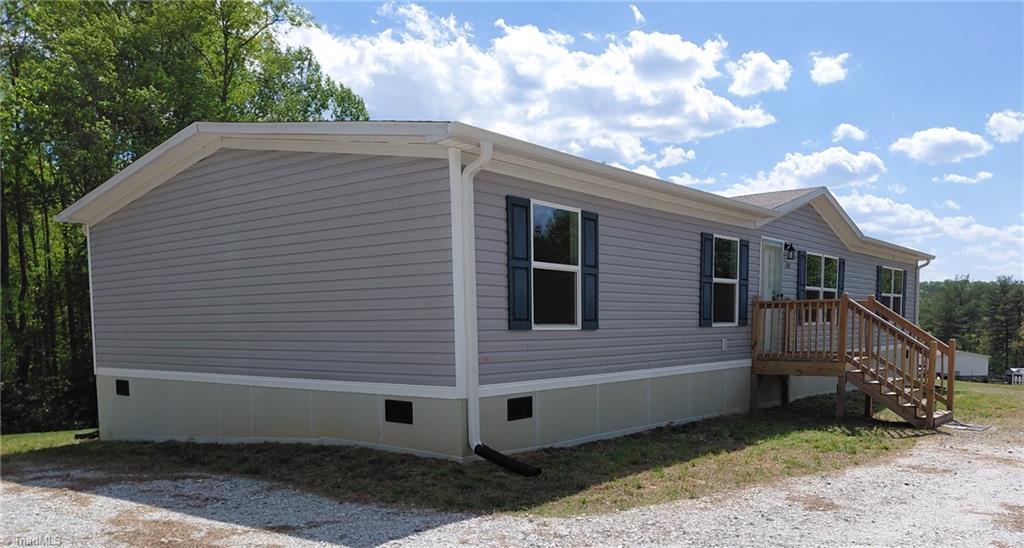 127 Ring Pl Road Mount Airy, NC 27030 - Photo 21 of 25 Gallery Image 21