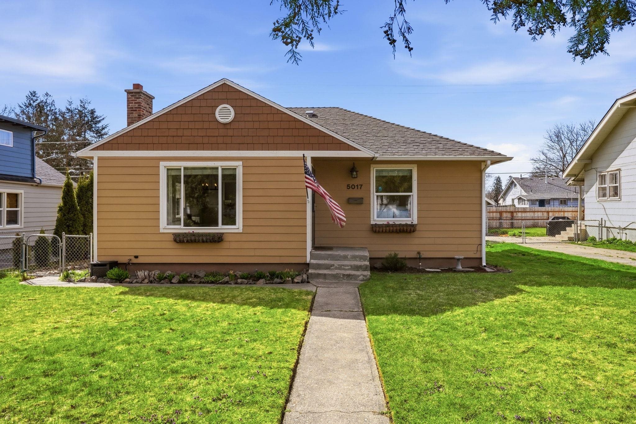 5017 North Post Street Spokane, WA 99205 - Photo 1 of 34