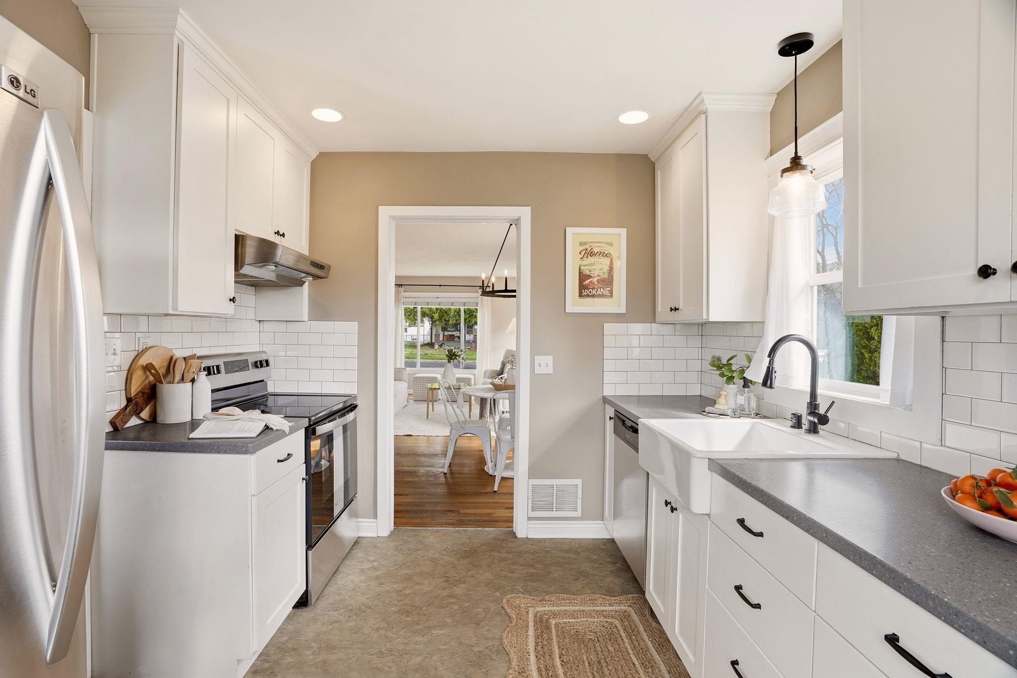 5017 North Post Street Spokane, WA 99205 - Photo 12 of 34