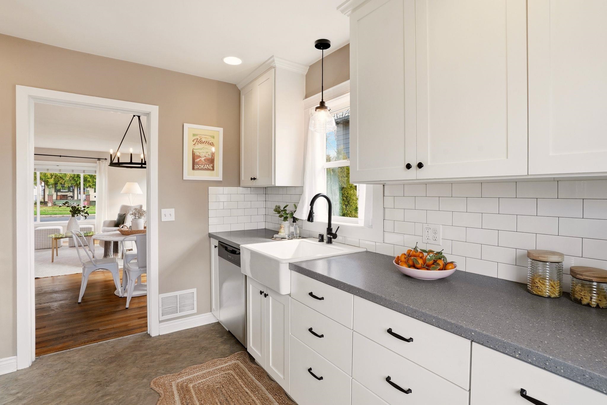 5017 North Post Street Spokane, WA 99205 - Photo 10 of 34