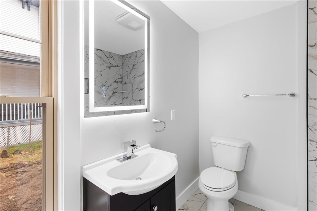 123 Bay Street Springfield, MA 01109 - Photo 13 of 42