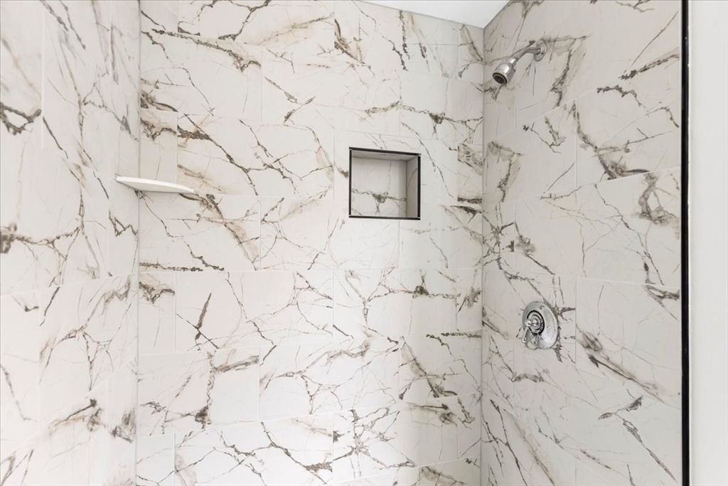 123 Bay Street Springfield, MA 01109 - Photo 14 of 42