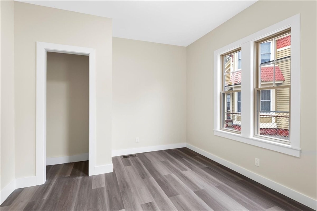 123 Bay Street Springfield, MA 01109 - Photo 26 of 42