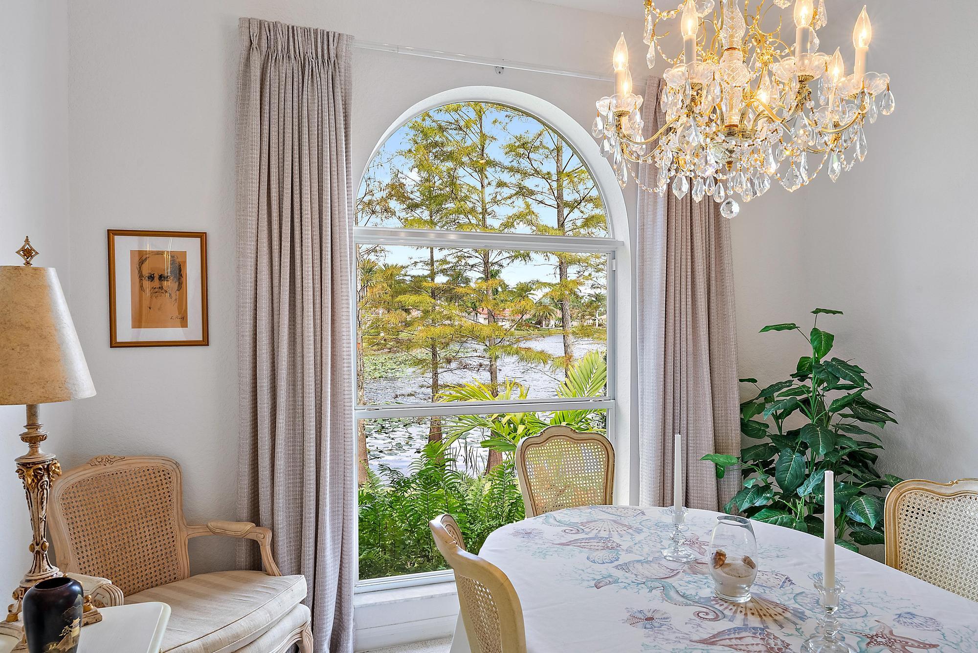 6784 Southeast Twin Oaks Circle Stuart, FL 34997 - Photo 12 of 35 6784 SE Twin Oaks Cir-8