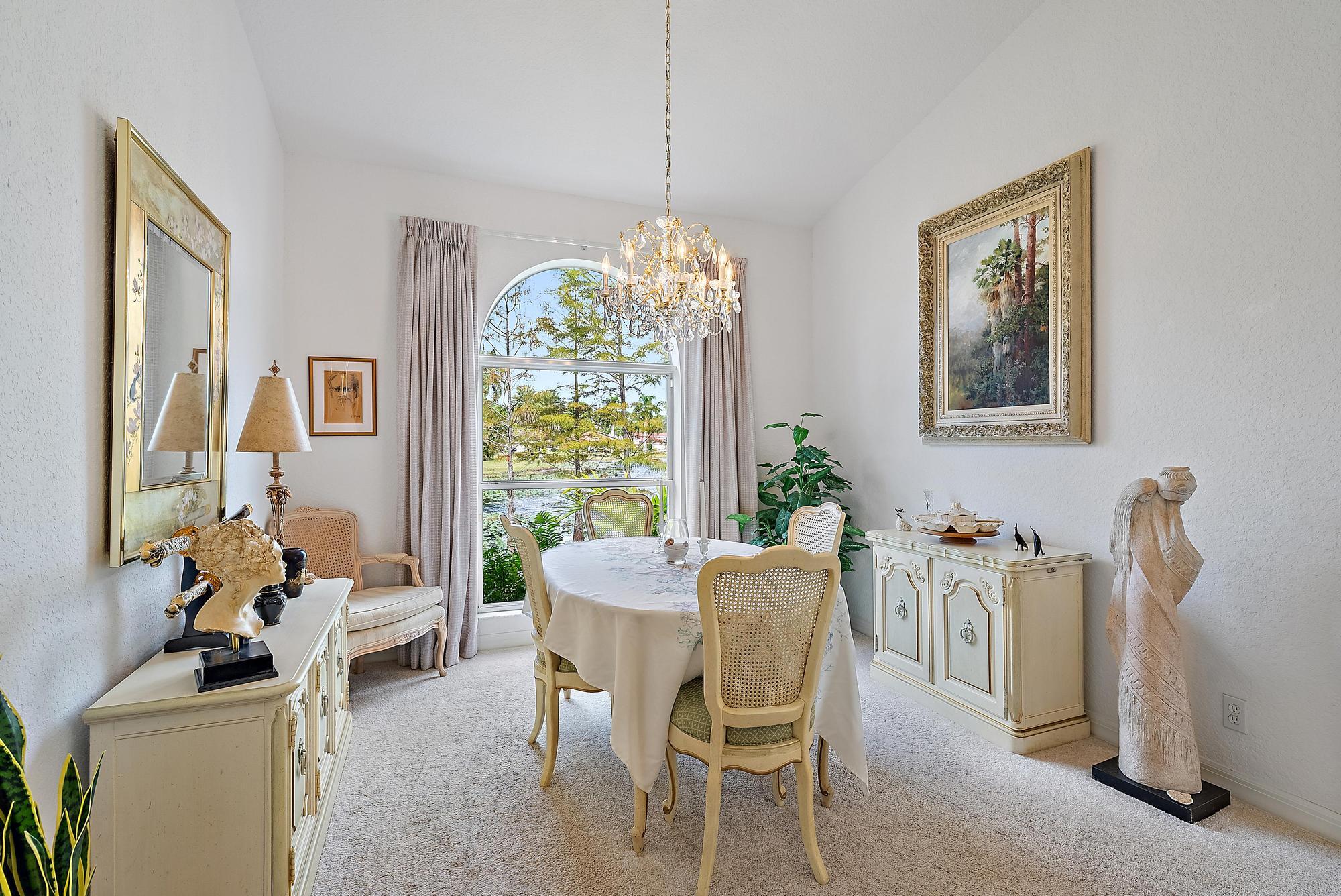 6784 Southeast Twin Oaks Circle Stuart, FL 34997 - Photo 13 of 35 6784 SE Twin Oaks Cir-7