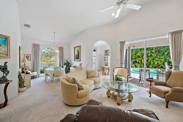 $549,000 | 6784 Southeast Twin Oaks Circle, Stuart, FL 34997