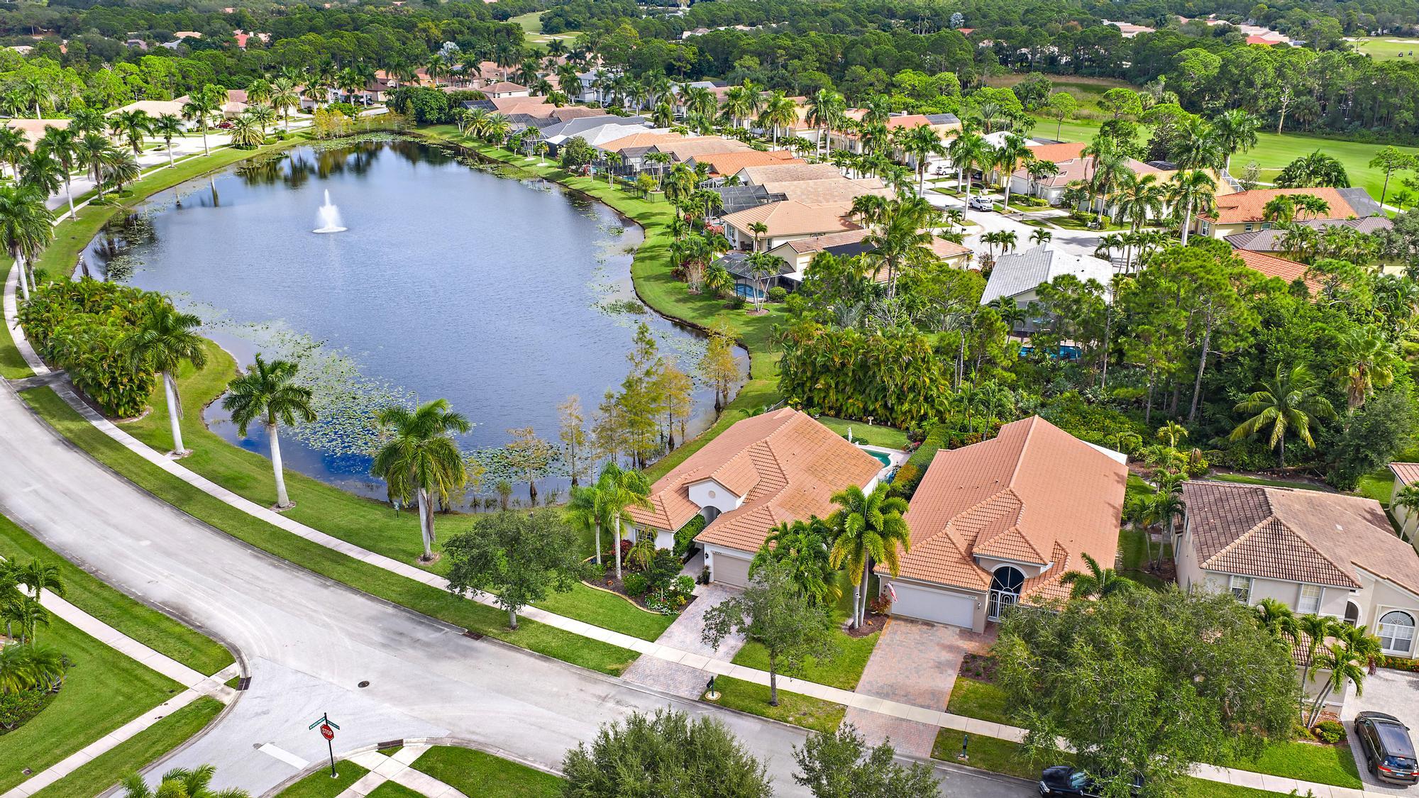 6784 Southeast Twin Oaks Circle Stuart, FL 34997 - Photo 33 of 35 6784 SE Twin Oaks Cir-25