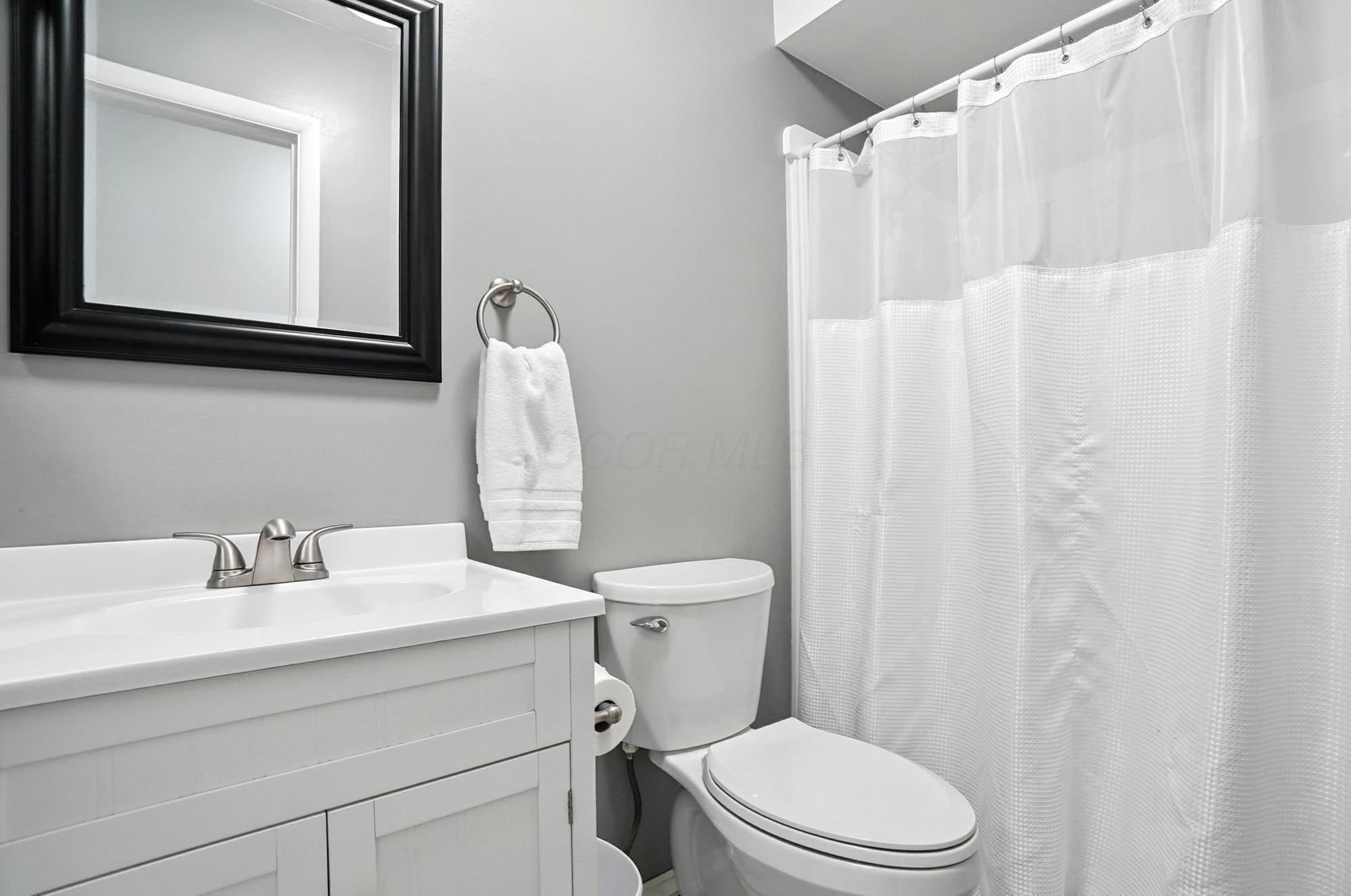 311 North Hamilton Road Columbus, OH 43230 - Photo 24 of 45 027