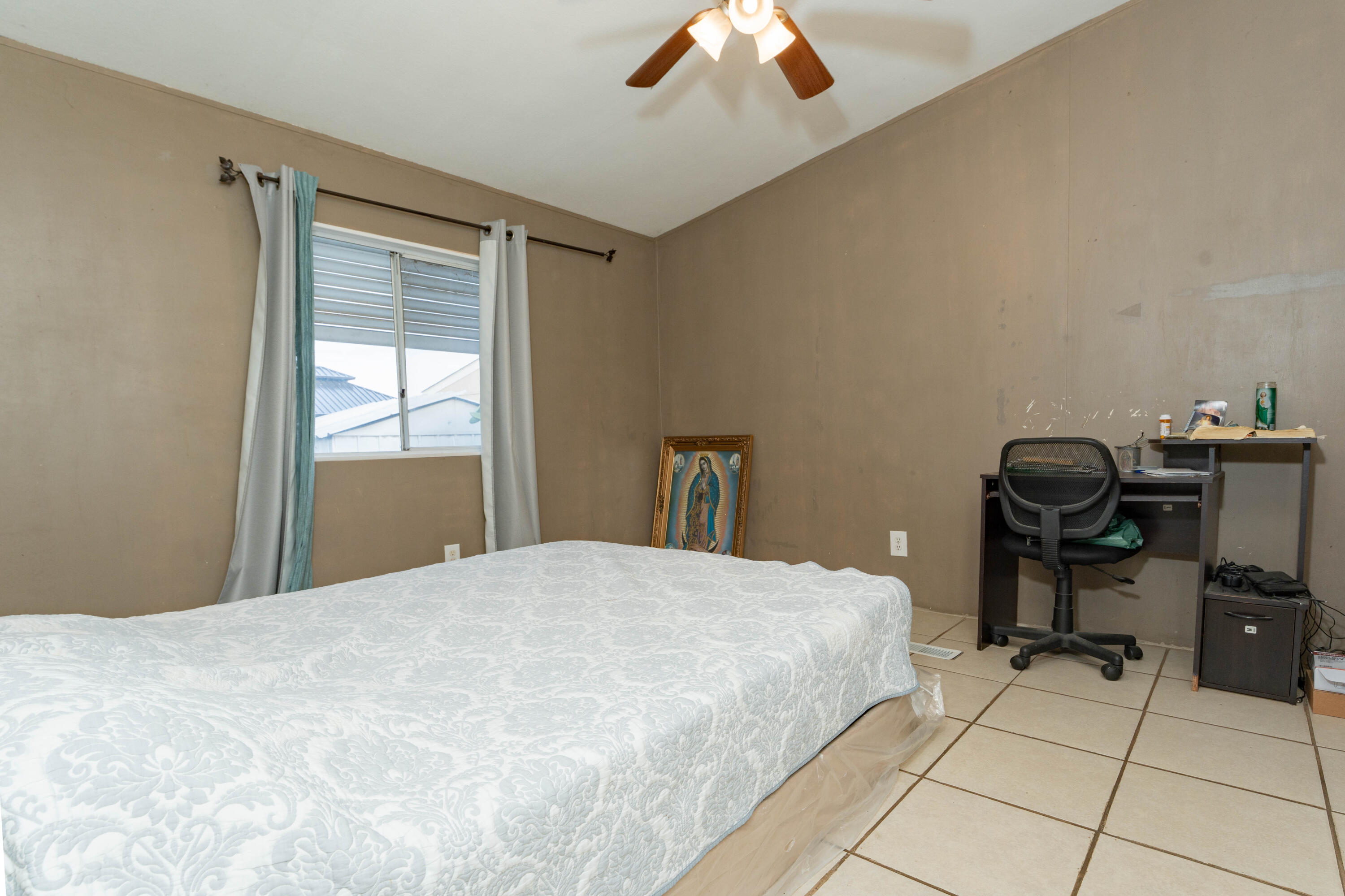 900 East Rankin Road, Unit 119 Tulare, CA 93274 - Photo 10 of 19 19 (2)