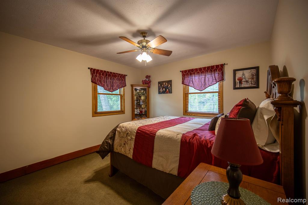 7762 West 50 Road Cadillac, MI 49601 - Photo 33 of 60