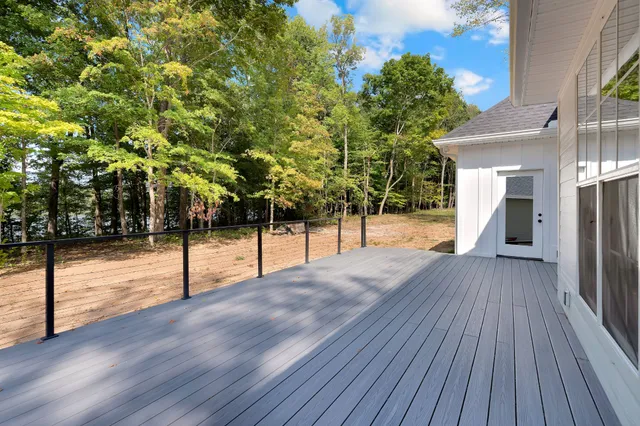 $694,000 | 511 Woods Lake Road, Decherd, TN 37324